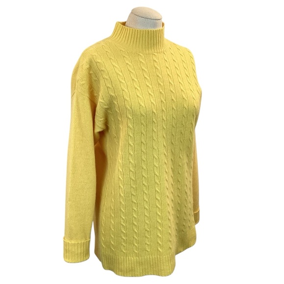 Design Assets Sweater Cable Knit Lambswool  Hong Kong Yellow - Picture 4 of 9